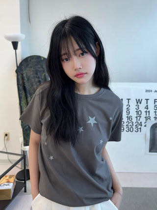 Miru Kitsch Star Print Semi-Crop Short Sleeve T-shirt
