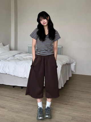 Resha Stripe V-Shirring Short Sleeve T-shirt