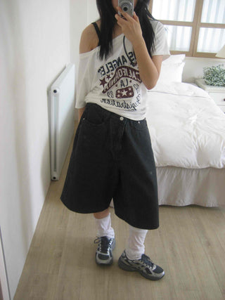Striped Bermuda denim pants