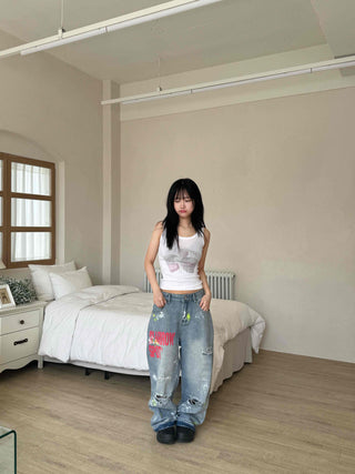 Basic graphic sleeveless top