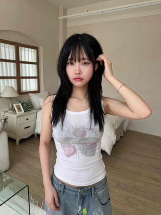 Basic graphic sleeveless top