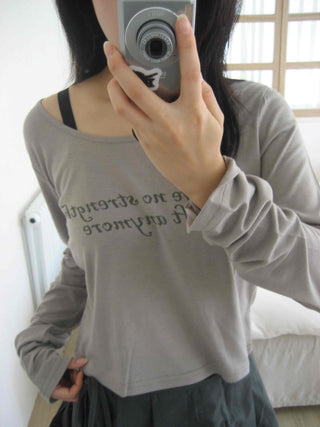 Lettering Round Neck Long Sleeve T-shirt