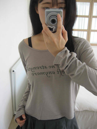 Lettering Round Neck Long Sleeve T-shirt