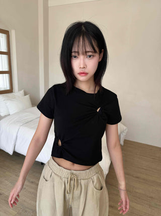Street Heart Punching/Eyelet Shirring Short Sleeve T-shirt