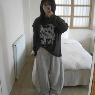 Minimal Spray Long Sleeve T-shirt