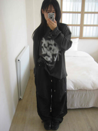 Minimal Spray Long Sleeve T-shirt