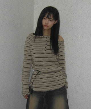 Hip-Delicate Fit Striped Long Sleeve T-shirt