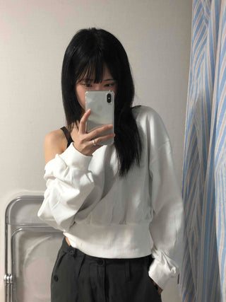 Basic Off-Shoulder Studded Plain Sweatshirt