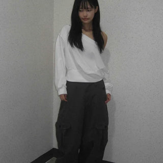 Basic Off-Shoulder Studded Plain Sweatshirt
