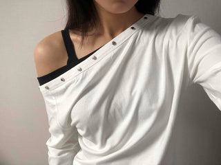 Minimal Studded Plain Off-Shoulder Long-Sleeve T-Shirt