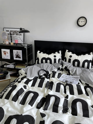 Korean Pink Letter Bedding Set