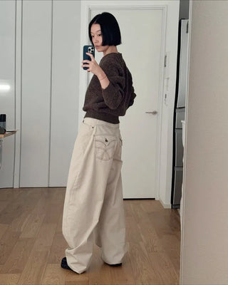 Back pocket curved cotton pants