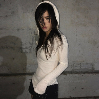 Solid color hooded slim top