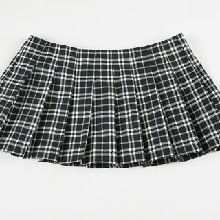 Plaid A-line pleated skirt