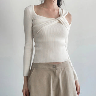 Asymmetrical off-shoulder knitted top