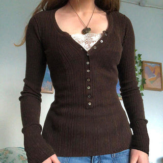 Button V-neck long-sleeved knit T-shirt