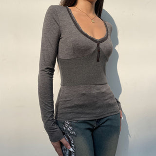 Button V-neck long-sleeved knit T-shirt