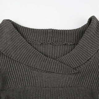 V-neck slim sweater