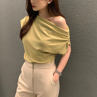 One shoulder loose short-sleeved T-shirt