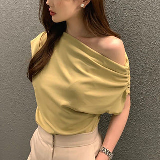One shoulder loose short-sleeved T-shirt