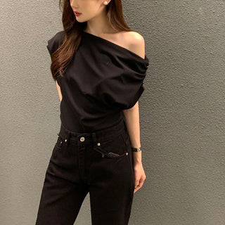 One shoulder loose short-sleeved T-shirt
