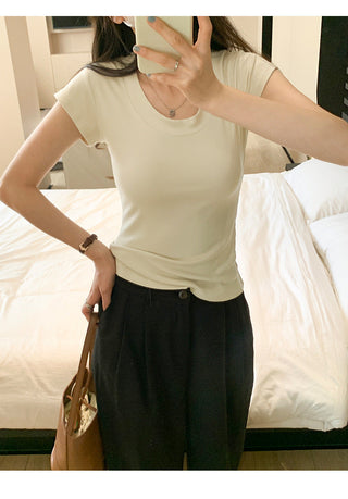 U-neck short-sleeved slim top