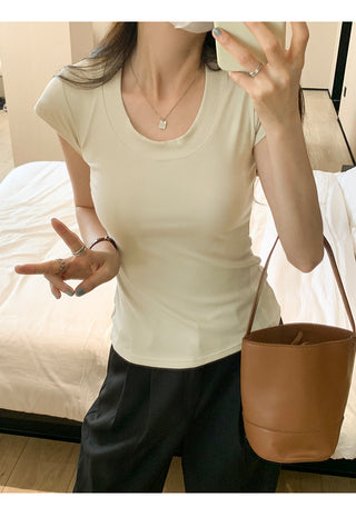 U-neck short-sleeved slim top