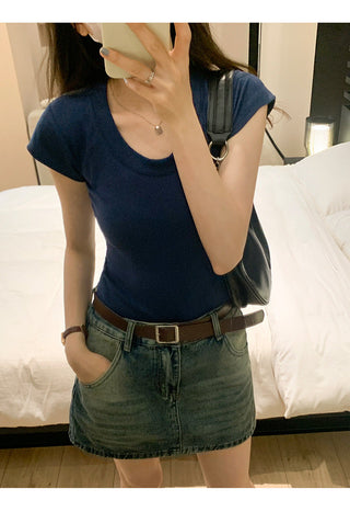 U-neck short-sleeved slim top