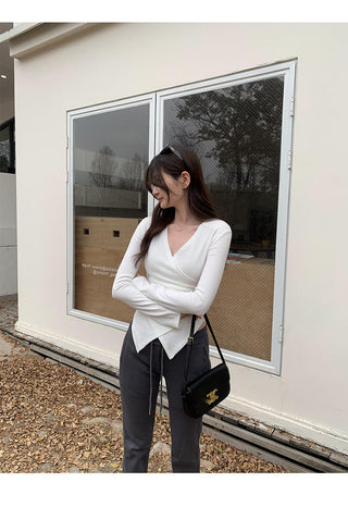 V-neck irregular waist t-shirt