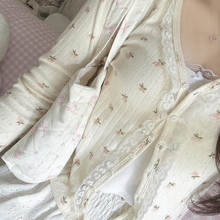 Floral lace stitching buttoned long-sleeved cardigan