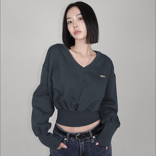 Loose V-neck sweater