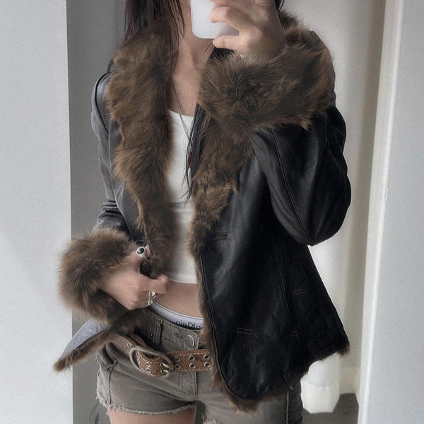 Fur collar stitching leather jacket