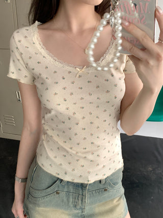 lace floral U-tee