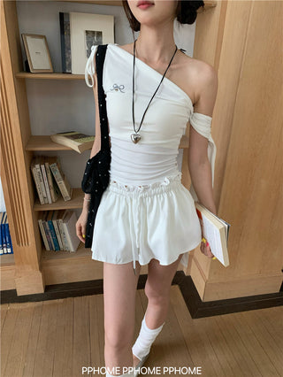 irregular shoulder tee top
