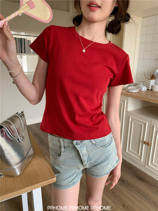 gray round-collar tee top