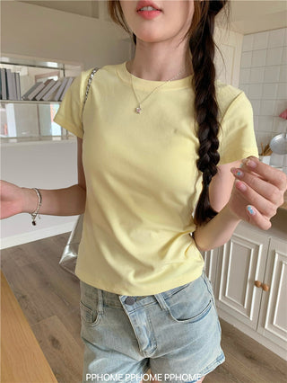 gray round-collar tee top