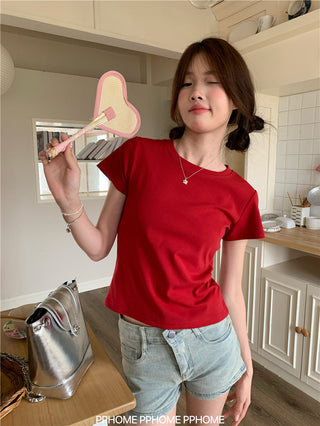 gray round-collar tee top