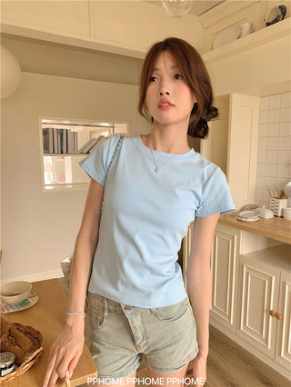 gray round-collar tee top