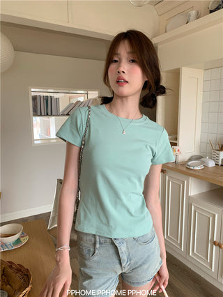 gray round-collar tee top