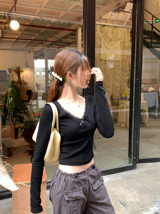 white drawstring base Top