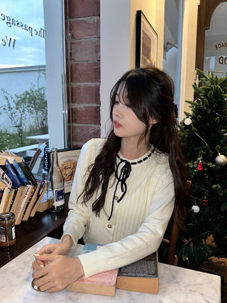 classic lace sling top