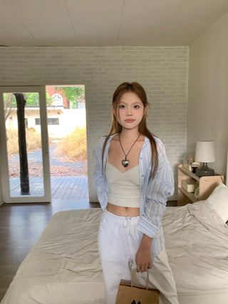 blue knitted Shirt