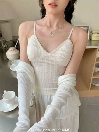 lace strap V-camisole