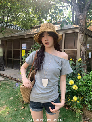 oblique shoulder tight tee