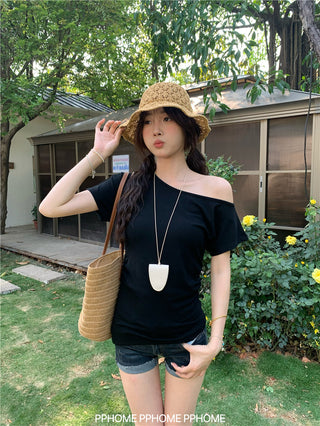 oblique shoulder tight tee