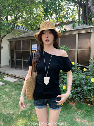 oblique shoulder tight tee