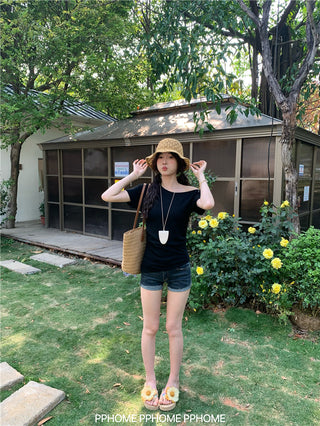 oblique shoulder tight tee