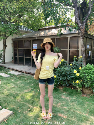 oblique shoulder tight tee