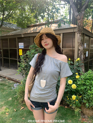 oblique shoulder tight tee