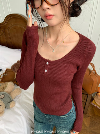 lace U-neck knit top